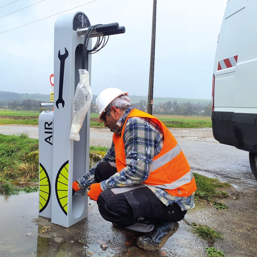 Est-reseaux-mobilier-urbain