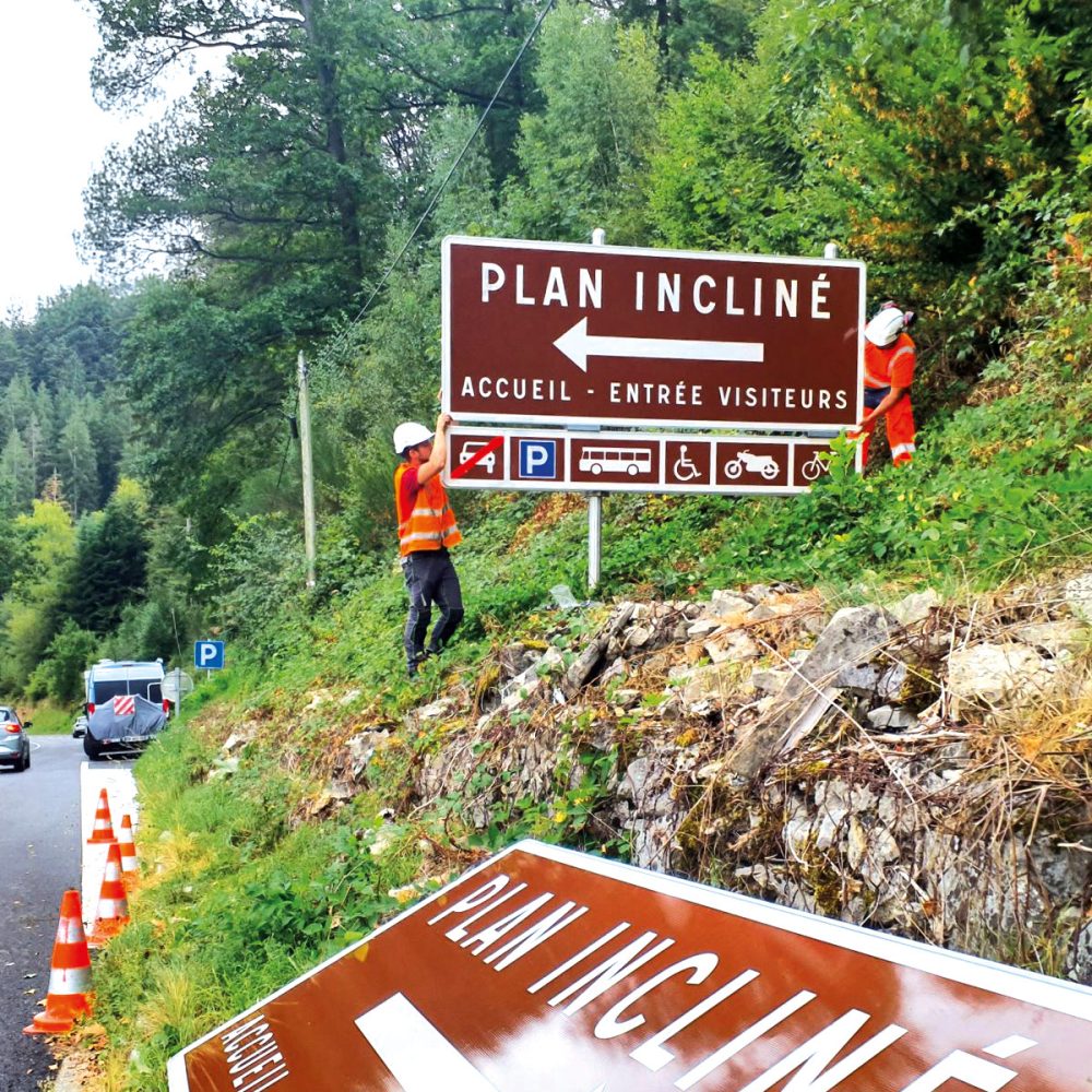 Est-reseaux-signalisation-vertical-3