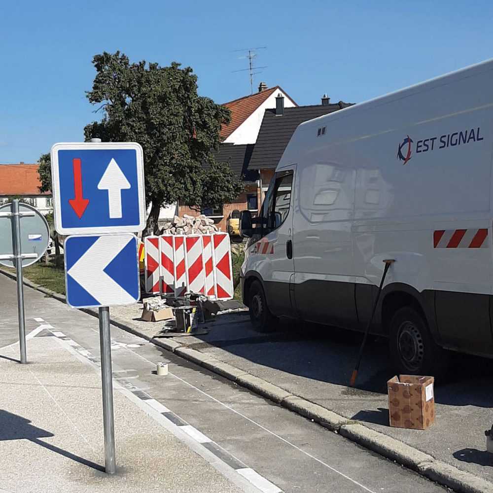Est-reseaux-signalisation-vertical-4
