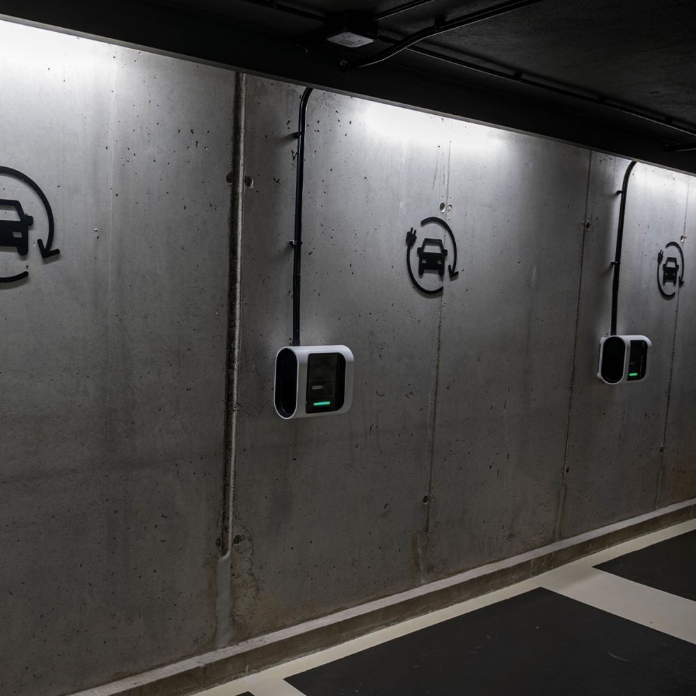est-reseaux-borne-de-recharge-vehicules-electriques-irve-2